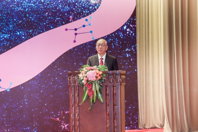 大會主席丘成桐致辭。大會供圖.jpg
